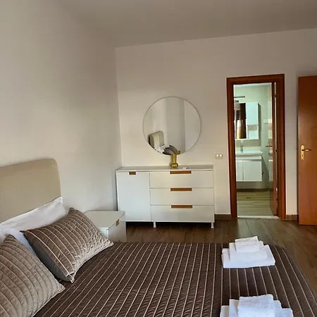 Appartement Elena Tirana