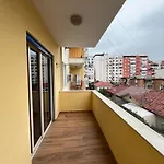 Elena Tirana