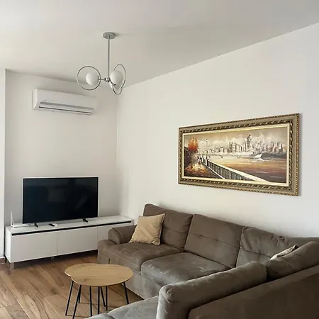 Apartment Elena *